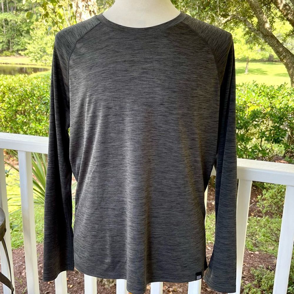 ‘Merica Clothing Company Long a sleeve Base Layer Top.  Charcoal. Large.